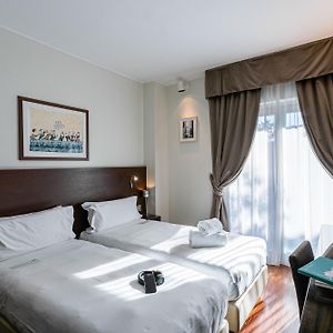 Klassieke Kamer met Twee Aparte Bedden